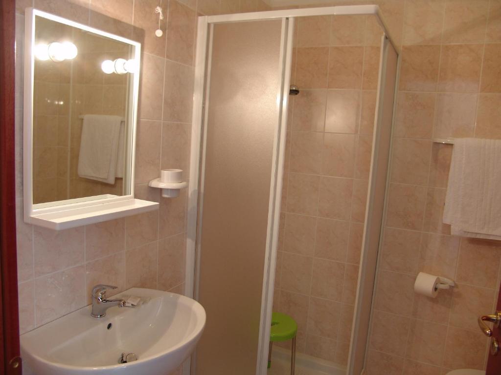 Hotel Villa Adriatica Portocannone Kamer foto