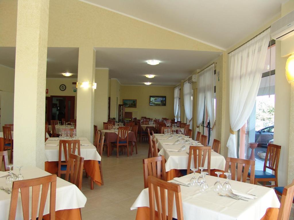 Hotel Villa Adriatica Portocannone Buitenkant foto
